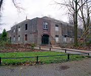 120182 Gezicht op de, deels ontmantelde, voormalige commandobunker aan het Servaasbolwerk te Utrecht, tijdens de sloop.